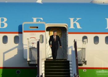Глава Узбекистана совершит рабочий визит в Москву — дата