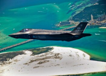 США перебрасывают F-35 в Карибский регион: борьба с наркокартелями или военное давление на Венесуэлу?