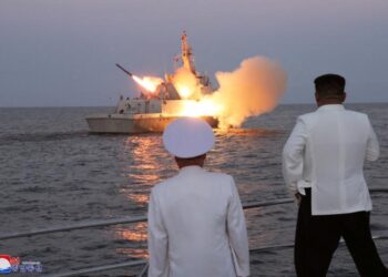 Пхеньян провел испытания стратегических крылатых ракет морского базирования