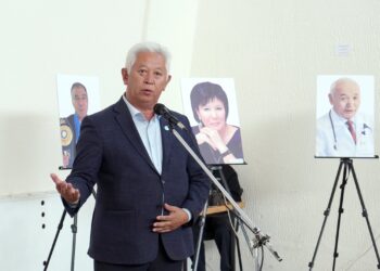 В Кыргызстане открылась выставка «Известные казахи Кыргызстана» — кадры из прошлого и истории дружбы