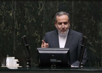 МИД Ирана: Запад вынужден будет признать нас ядерным научным центром