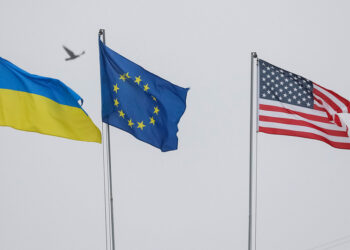 Вашингтон оттесняет Европу: кто решит судьбу Украины в переговорах с Россией?
