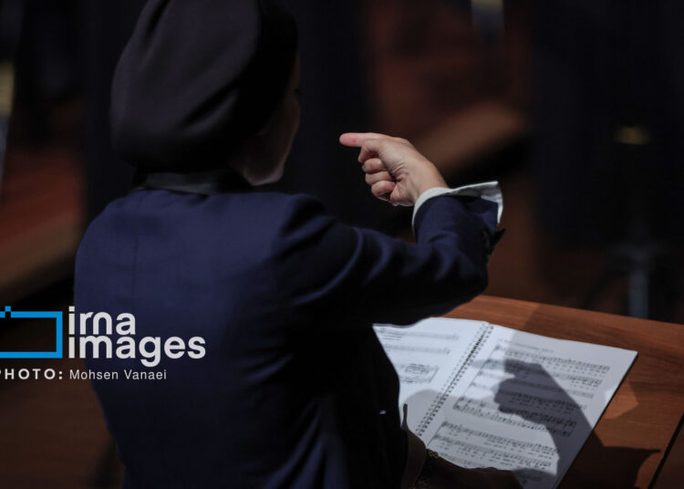 В Тегеране прошла вторая «Ночь Баха» под управлением Сахар Анзали