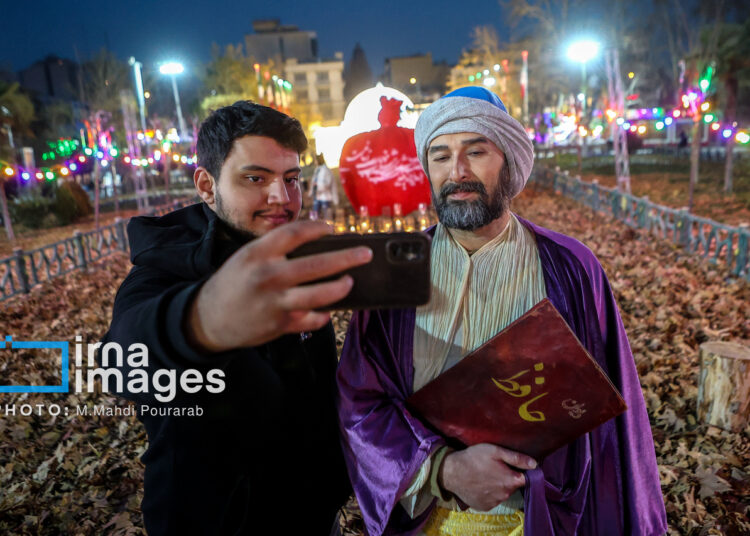 Фестиваль света в Тегеране объединил древние традиции и современное искусство