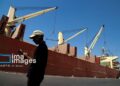 Порт Имам Хомейни установил рекорд по выгрузке жизненно важных товаров