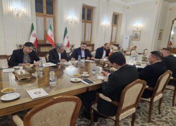 Иран и Туркменистан активизируют консультации по Каспию накануне VII саммита прибрежных государств