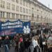 В Германии тысячи школьников вышли на митинги против добровольного военного призыва — ВИДЕО