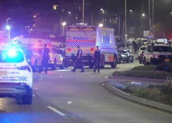 Мусульманин спас десяток евреев во время теракта на пляже в Сиднее