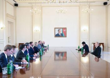 Алиев принимает американцев: Азербайджан между интересами США и собственной игрой