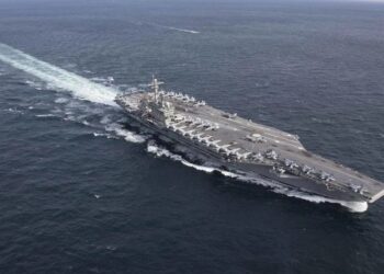 Отход авианосца USS Abraham Lincoln: сигнал тактической перегруппировки или признак стратегического сдвига?