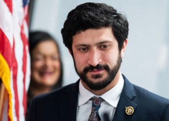 Конгрессмен США: американцы не хотят войны с Ираном