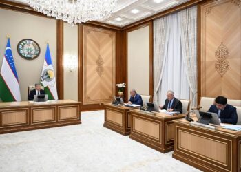 Мирзиёев потребовал ускорить разведку новых месторождений и реформу «Узбекнефтегаза»