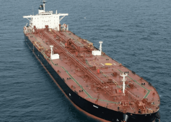 Запад о резком росте ставок на аренду нефтяных танкеров из региона Западной Азии