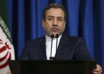 Иран отверг требования о капитуляции: Тегеран заявил о готовности к долгому противостоянию