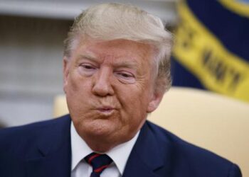 Президент США в Цугцванге: Трампа ждет импичмент?