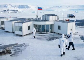 Проект Федора Конюхова: Россия построит Полярную лабораторию будущего