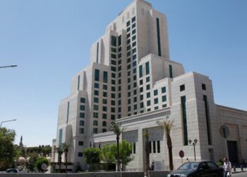 Иран объявил отели законными военными целями из-за переброски американских военных в гражданские объекты