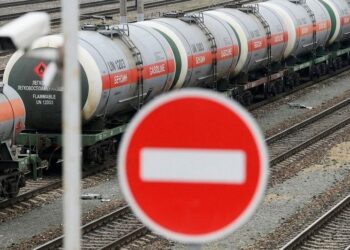 Россия защищает внутренний рынок топлива и ограничивает экспорт бензина