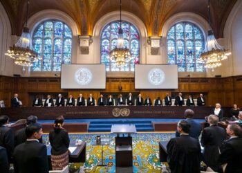 Правительство Ирана подало иск против США в арбитражный суд в Гааге