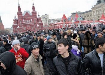 В России в разы вырастут госпошлины за гражданство и ВНЖ — подписан закон