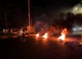 Массовые протесты в на юге Йемена: жители перекрыли дороги к дворцу Маашик, применён огонь по активистам