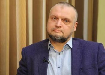 «Хаменеи сделал ставку не на раскол, а на единство»: востоковед из России объяснил главную стратегию лидера Ирана