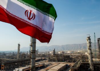 Иран экспортировал 50 млн баррелей нефти за две недели