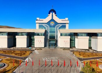 Без визы на срок до 10 дней: Бишкек приветствует решение Китая об упрощении визового режима для граждан Кыргызстана — подробности