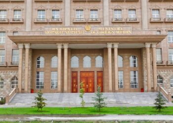 Душанбе потребовал от Кабула соблюдать неприкосновенность госграницы