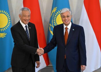 Токаев: почти 500 сингапурских компаний уже работают в Казахстане
