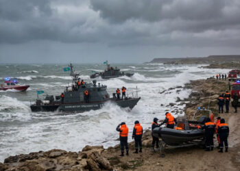 Самая масштабная трагедия Минобороны Казахстана на Каспии — 9 военных погибли, 7 пропали без вести