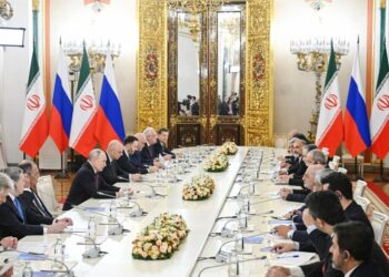 Путин и Пезешкиан обсудили укрепление союза Москвы и Тегерана в обход влияния США (видео)