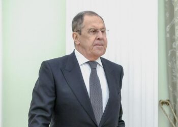 Лавров летит в Тегеран: Россия и Иран обсудят противостояние с США и Израилем