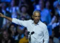 Обама обвинил Трампа в использовании президентской власти для личного обогащения