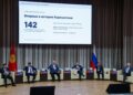 В КРСУ обсудили будущее отношений России и Кыргызстана и проблему дефицита воды в Центральной Азии
